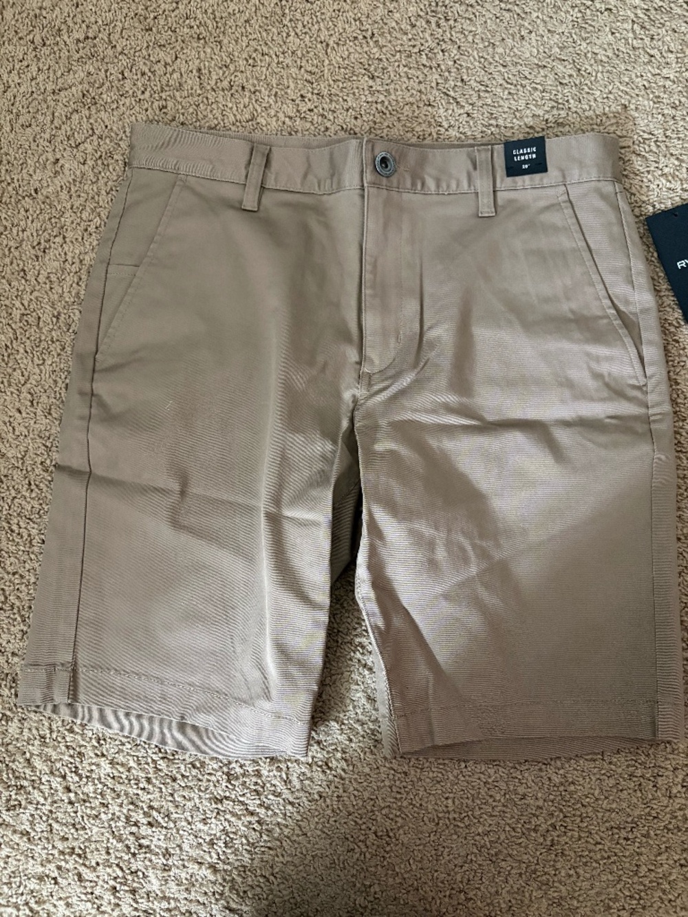 NWT RVCA Men's Weekend Stretch Shorts (khaki)